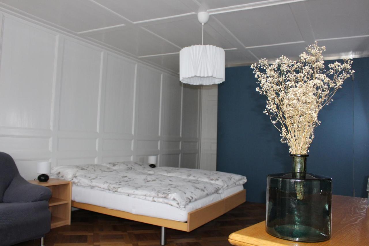 Hotel Jaeger Муртен Екстериор снимка